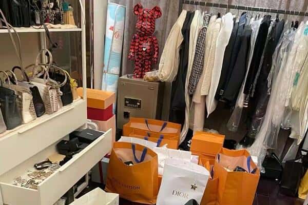澄海区回收一线品牌衣服